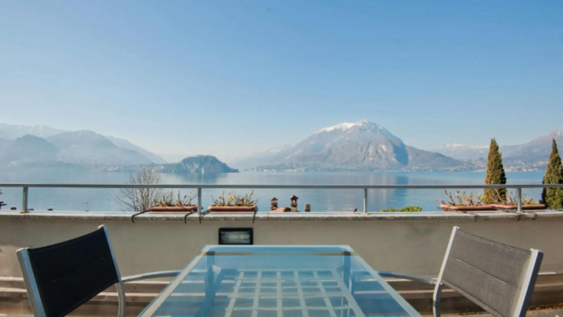 La Dolce Vita Apartment Fiumelatte 0*,  Italy